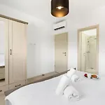 Emi *
