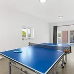Emi