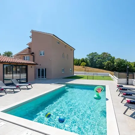 Villa Emi *