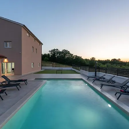 Villa Emi *