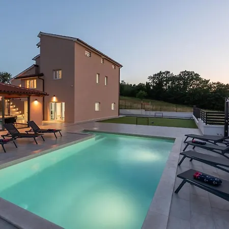 Villa Emi *